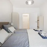 Elegant Premium Apartment With Parking